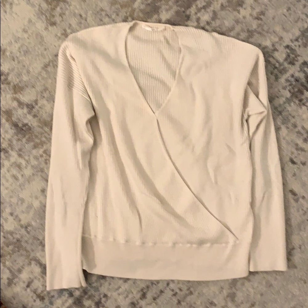 Elodie cream v-neck fitted sweater
